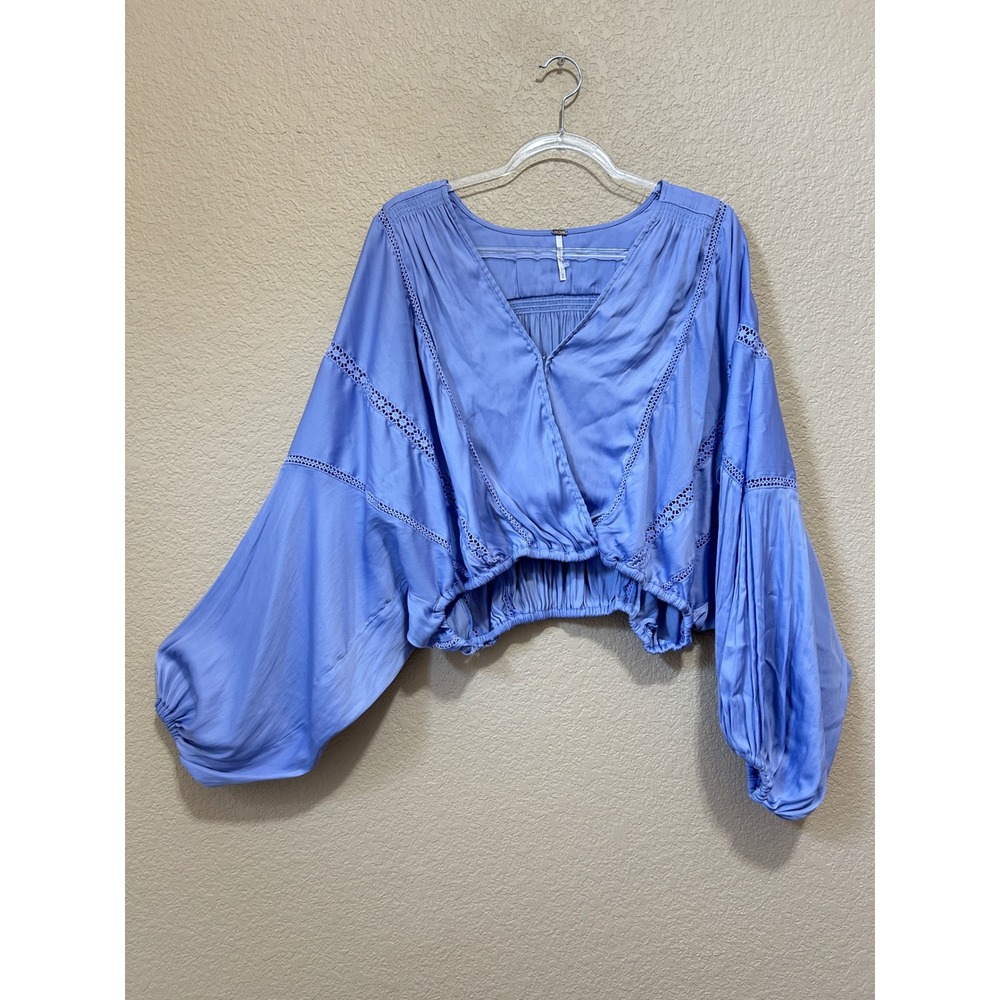 Free People Size M Purple Crochet Lace Wrap Cropped Boho Balloon Sleeve Top